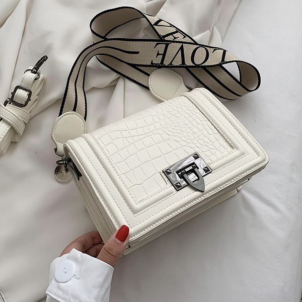 stone pattern flap crossbody bag 2020 new quality pu leather women's designer handbag wide shoulder strap shoulder messenger bag
stone pattern flap crossbody bag 2020 new quality pu leather women's designer handbag wide shoulder strap shoulder messenger bag