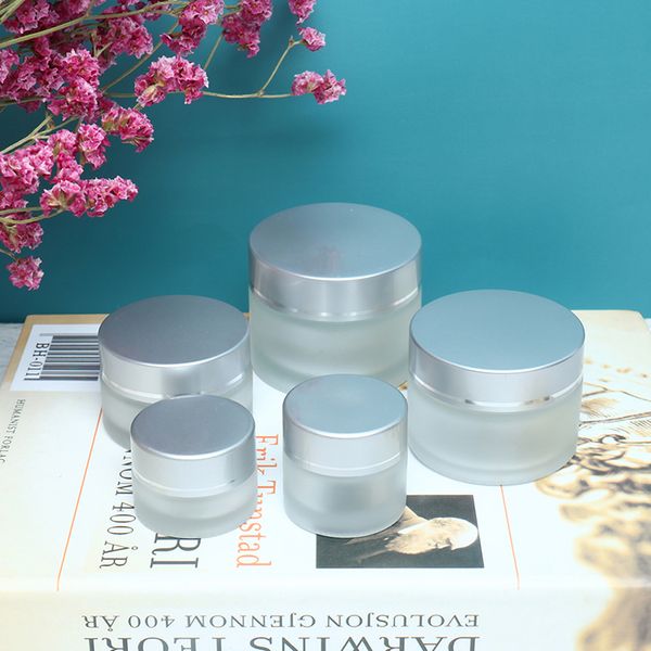 5/10/15/20/30/50/100g frosted glass cream jar cosmetic container cosmetic jars silver lid glass bottle new arrival
5/10/15/20/30/50/100g frosted glass cream jar cosmetic container cosmetic jars silver lid glass bottle new arrival