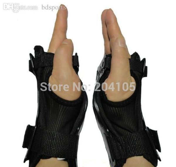 wholesale-2015 sports gloves armfuls wrist palm protection skiing skating skateboarding gloves hand
wholesale-2015 sports gloves armfuls wrist palm protection skiing skating skateboarding gloves hand