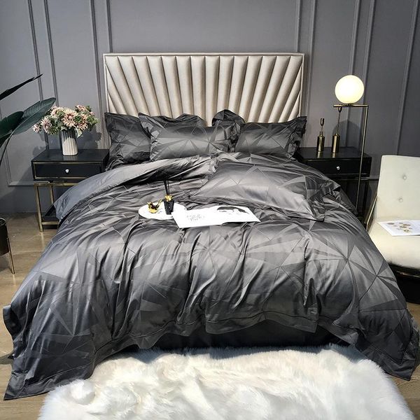 bedding sets 50 4pcs king size tribute silk comforter set brief grey/white/bule/coffee color duvet cover bed sheet
bedding sets 50 4pcs king size tribute silk comforter set brief grey/white/bule/coffee color duvet cover bed sheet
