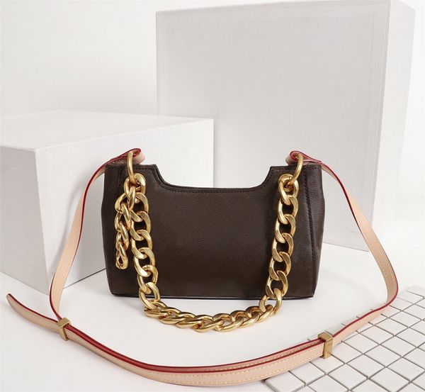 shoulder bag w68000 for ladies is very popular in thick chain spring and summer all-match models. fashion casual 2 colors
shoulder bag w68000 for ladies is very popular in thick chain spring and summer all-match models. fashion casual 2 colors