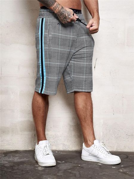 casual beach travel male short pants plaid designer mens shorts mid waist slim fitness homme shorts, White;black
casual beach travel male short pants plaid designer mens shorts mid waist slim fitness homme shorts, White;black