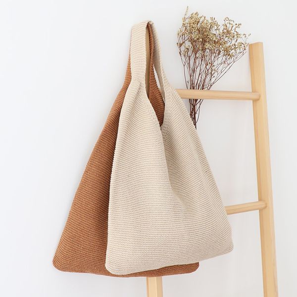 casual knitting women shoulder bags vest design lady handbags vintage retro summer beach straw bag large capacity totes purses
casual knitting women shoulder bags vest design lady handbags vintage retro summer beach straw bag large capacity totes purses