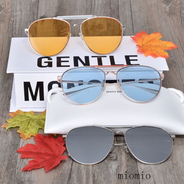 korea brand design gentle miomio sunglasses men polarized metal frame uv400 male driving glasses with original box, White;black
korea brand design gentle miomio sunglasses men polarized metal frame uv400 male driving glasses with original box, White;black