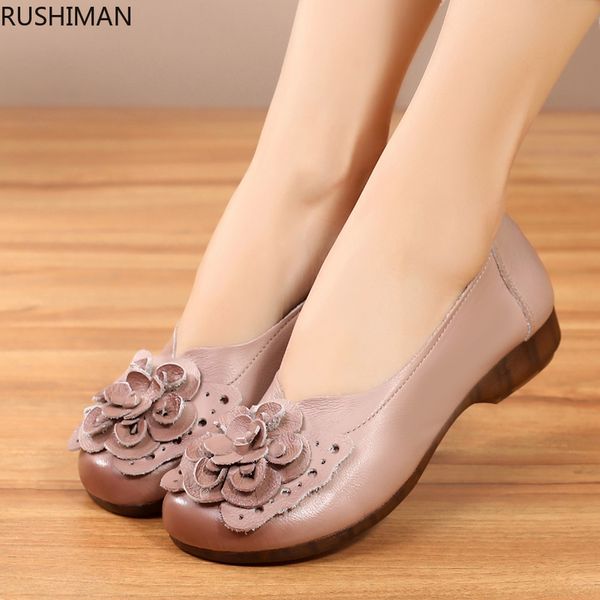 2020 new national wind leather mother shoes thick heel bow leisure middle-aged and elderly women's single shoes, Black
2020 new national wind leather mother shoes thick heel bow leisure middle-aged and elderly women's single shoes, Black