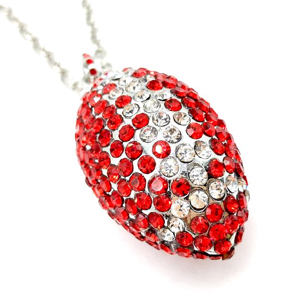 new pattern hip hop full rhinestone iced out rugby football pendants necklace for men sport jewelry, Silver
new pattern hip hop full rhinestone iced out rugby football pendants necklace for men sport jewelry, Silver