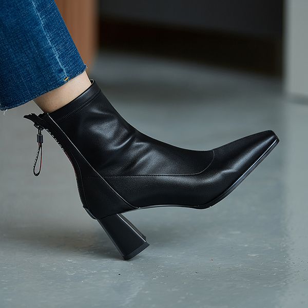fashion party working boots back zipper autumn and winter shoes 2021 genuine leather high heels boots woman, Black
fashion party working boots back zipper autumn and winter shoes 2021 genuine leather high heels boots woman, Black