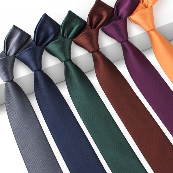 2020 new designers brands fashion business casual 6cm slim ties for men necktie solid color green with gift box, Black;gray
2020 new designers brands fashion business casual 6cm slim ties for men necktie solid color green with gift box, Black;gray
