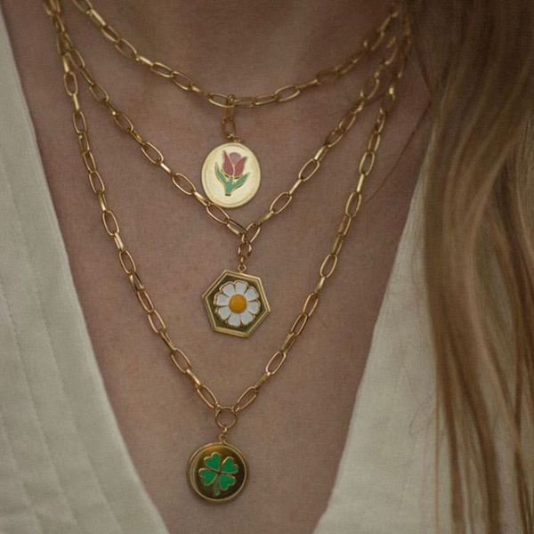 2020 enamel cute pink small daisy metal tulip clover flower gold chain pendent necklace for women girls party jewelry gifts, Silver
2020 enamel cute pink small daisy metal tulip clover flower gold chain pendent necklace for women girls party jewelry gifts, Silver
