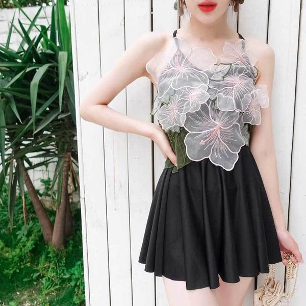women's one piece skirt swimsuit elegant halter swimdress with floral decoration criss cross back swimwear ruched beachwear
women's one piece skirt swimsuit elegant halter swimdress with floral decoration criss cross back swimwear ruched beachwear