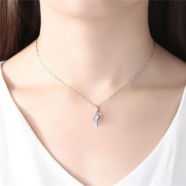 s999 silver necklace ladies pendant short clavicle chain inlay weiai micro inlay pendant silver jewelry gift
s999 silver necklace ladies pendant short clavicle chain inlay weiai micro inlay pendant silver jewelry gift