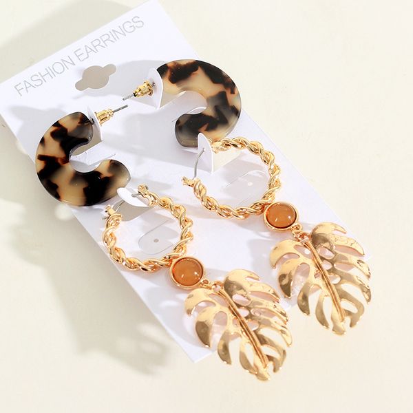 Metal Leaf C-shaped Plate Set Earrings European and American New Fashion Golden Alloy Earrings Hot Sale
Metal Leaf C-shaped Plate Set Earrings European and American New Fashion Golden Alloy Earrings Hot Sale