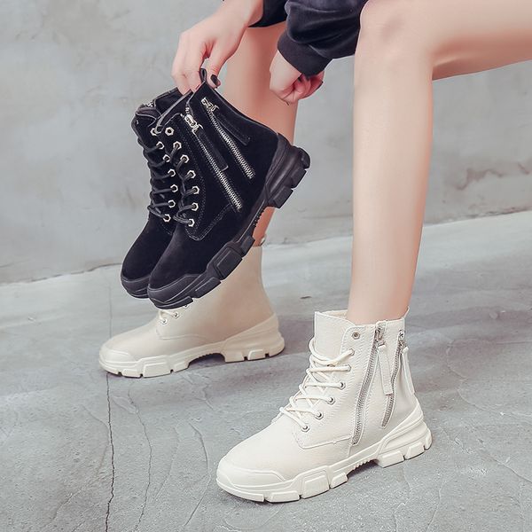 new shoes women tooling boots high lace-up flat ankle boots wear resistant antiskid retro solid female footwear, Black
new shoes women tooling boots high lace-up flat ankle boots wear resistant antiskid retro solid female footwear, Black