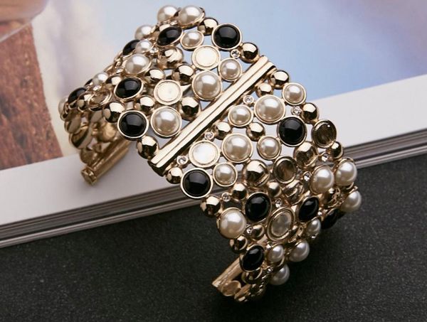 fashion big width elegant hollow geometric crystal pearl open bangle charm multi-layer black beads wide bracelet
fashion big width elegant hollow geometric crystal pearl open bangle charm multi-layer black beads wide bracelet