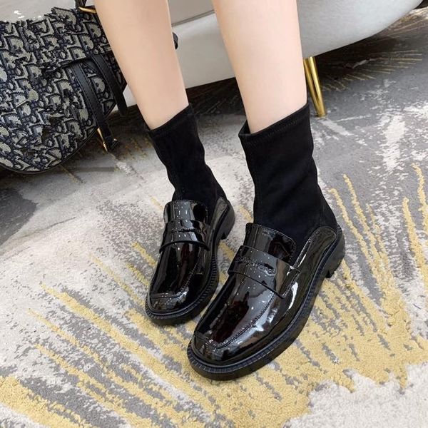 autumn brand new women fashion ankle boots small square toes design lady sock boots black patent leather shoes
autumn brand new women fashion ankle boots small square toes design lady sock boots black patent leather shoes