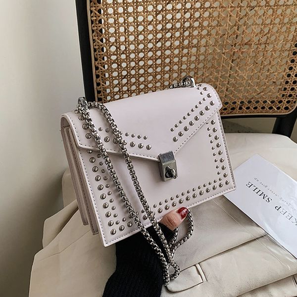 2020 кожи crossbody сумки для женщин путешествия сумки цепи способ конструктора заклепка замка малого плеча сумки женских закрылков
2020 кожи crossbody сумки для женщин путешествия сумки цепи способ конструктора заклепка замка малого плеча сумки женских закрылков