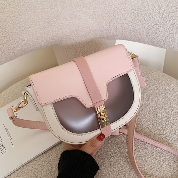 summer transparent small bag western style women's bag 2020 fashionable messenger versatile shoulder saddle women's
summer transparent small bag western style women's bag 2020 fashionable messenger versatile shoulder saddle women's