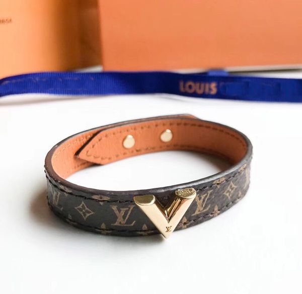 genuine leather bracelet with for women and man bracelet fashion wedding jewelry gift, Silver
genuine leather bracelet with for women and man bracelet fashion wedding jewelry gift, Silver