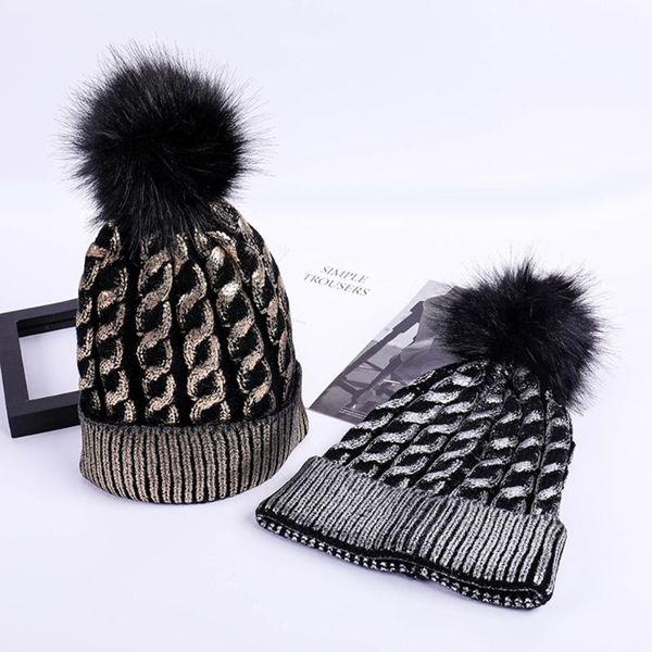 2020 new winter metallic color ball beanie hat for women fluffy double faux fur pom pom knitted skullies beanie with pompom ski, Blue;gray
2020 new winter metallic color ball beanie hat for women fluffy double faux fur pom pom knitted skullies beanie with pompom ski, Blue;gray