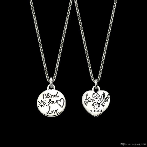 luxury designer jewelry women necklaces blind for love round heart Pendant necklace stainless silver chain with bird pattern fashion style
luxury designer jewelry women necklaces blind for love round heart Pendant necklace stainless silver chain with bird pattern fashion style