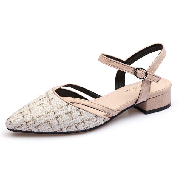 2020 new women's sandals pointed thick heel flat bottom wild low heel women's shoes retro baotou large size 34-43, Black
2020 new women's sandals pointed thick heel flat bottom wild low heel women's shoes retro baotou large size 34-43, Black