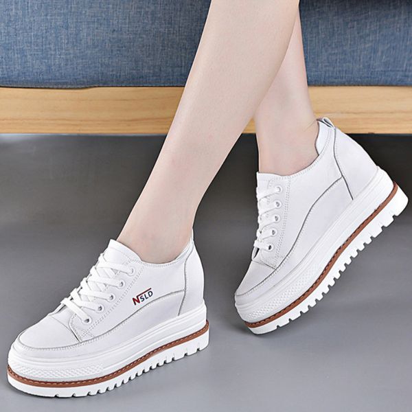 flat platform shoes women height increasinig shoes soft leather ladies brand walking platform i2-55
flat platform shoes women height increasinig shoes soft leather ladies brand walking platform i2-55