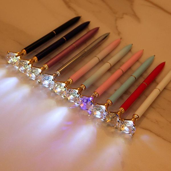 1pc creative led light glowing ballpoint pen metal cristal 1 mm black ink colored rotating big diamond pen stationery, Blue;orange
1pc creative led light glowing ballpoint pen metal cristal 1 mm black ink colored rotating big diamond pen stationery, Blue;orange