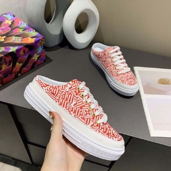 женщины тапки печати прогулка sneaker вышивка холст low top платформы обувь девушки бег тренеры дорогих женщин обувь b04 l1, Black
женщины тапки печати прогулка sneaker вышивка холст low top платформы обувь девушки бег тренеры дорогих женщин обувь b04 l1, Black