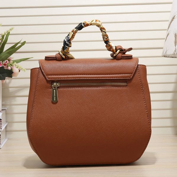 luxury vintage fashion design women bag round shoulder bag crossbody party
luxury vintage fashion design women bag round shoulder bag crossbody party
