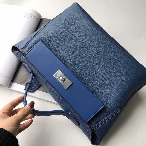 blooming2020 female luxury bags leather messenger elegant ladies shoulder crossbody bag for women
blooming2020 female luxury bags leather messenger elegant ladies shoulder crossbody bag for women