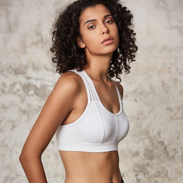 women's cross strappy back yoga sports bra seamless fitness underwear molded bra bulit-in push up style, White;black
women's cross strappy back yoga sports bra seamless fitness underwear molded bra bulit-in push up style, White;black