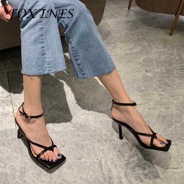 foxines женские сандалии тонкие каблуки моды простой клип toe высокие каблуки sexy square head универсальный римские сандалии большой размер, Black
foxines женские сандалии тонкие каблуки моды простой клип toe высокие каблуки sexy square head универсальный римские сандалии большой размер, Black
