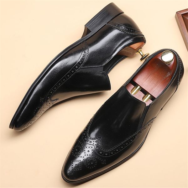 genuine leather men brogue business wedding banquet shoes casual flat shoes vintage handmade oxford shoes for men black 2020
genuine leather men brogue business wedding banquet shoes casual flat shoes vintage handmade oxford shoes for men black 2020