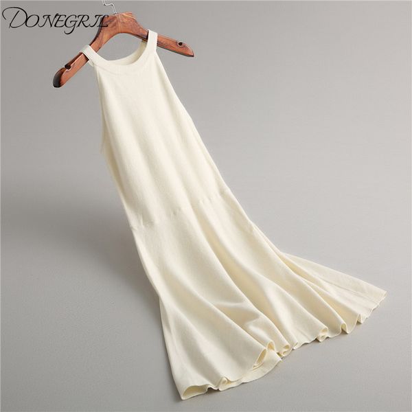 2020new spring summer women halter tank knitted sleeveless dress ladies sweet plain color elegant knit dresses, Black;gray
2020new spring summer women halter tank knitted sleeveless dress ladies sweet plain color elegant knit dresses, Black;gray