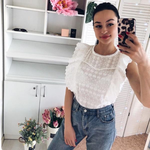 2020 new flounce shoulder o-neck embroidery lace blouse100% cotton white ruffle sleeveless blouses women summer casual
2020 new flounce shoulder o-neck embroidery lace blouse100% cotton white ruffle sleeveless blouses women summer casual
