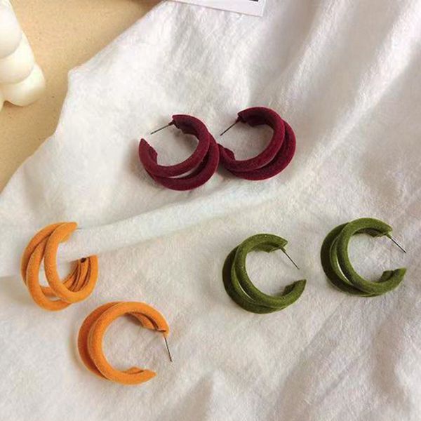 new products trend cool sense of design flocked circle earrings elegant women's retro girl, Golden;silver
new products trend cool sense of design flocked circle earrings elegant women's retro girl, Golden;silver