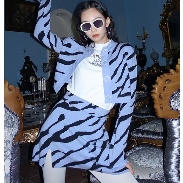 two piece dress 2 spring autumn women knitted clothing set long sleeve cardigan leopard sweaters and slim skirts suits ns654, White
two piece dress 2 spring autumn women knitted clothing set long sleeve cardigan leopard sweaters and slim skirts suits ns654, White