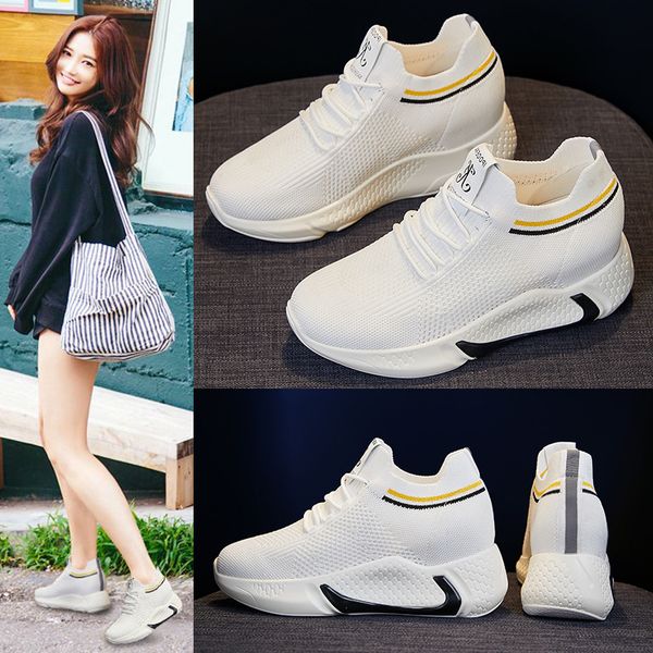 2020 new flying knit leisure sports shoes for women with inner height and breathable old daddy shoes in small size
2020 new flying knit leisure sports shoes for women with inner height and breathable old daddy shoes in small size