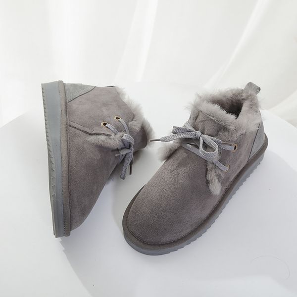 leather and fur in one leather female boots showed up and took the lace short non-slip flat wool winter shoes women, Black
leather and fur in one leather female boots showed up and took the lace short non-slip flat wool winter shoes women, Black