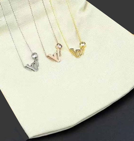 горячие продажи письмо подвеска ожерелье v 316l титана стали 18k позолоченный ожерелье моды короткой цепи ожерелье ювелирные изделия пару по, Golden;silver
горячие продажи письмо подвеска ожерелье v 316l титана стали 18k позолоченный ожерелье моды короткой цепи ожерелье ювелирные изделия пару по, Golden;silver