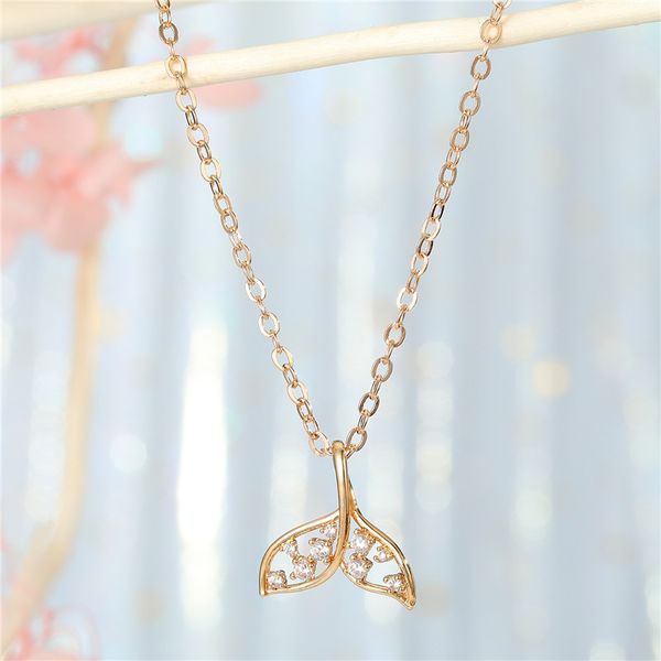 geomee 1pc new hollow crystal fish tail necklace for women shiny small mermaid pendant choker clavicle chain wedding jewelry, Silver
geomee 1pc new hollow crystal fish tail necklace for women shiny small mermaid pendant choker clavicle chain wedding jewelry, Silver