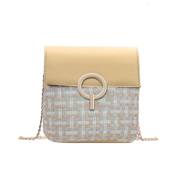 женских тканых соломы плеча crossbody урожай лето пляж сумки дама rattan сумка сумка для женщин новых 2021
женских тканых соломы плеча crossbody урожай лето пляж сумки дама rattan сумка сумка для женщин новых 2021