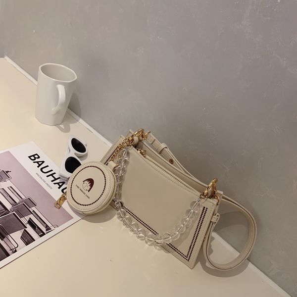high sense of western style fashion acrylic underarm baguette bag female 2020 new shoulder messenger bag simplicity atmosphere
high sense of western style fashion acrylic underarm baguette bag female 2020 new shoulder messenger bag simplicity atmosphere