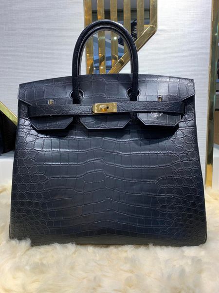 factory wholesale real matte crocodile hac handbag40cm,pink green color,fully handmade wax thread,can make other size,fast delivery
factory wholesale real matte crocodile hac handbag40cm,pink green color,fully handmade wax thread,can make other size,fast delivery