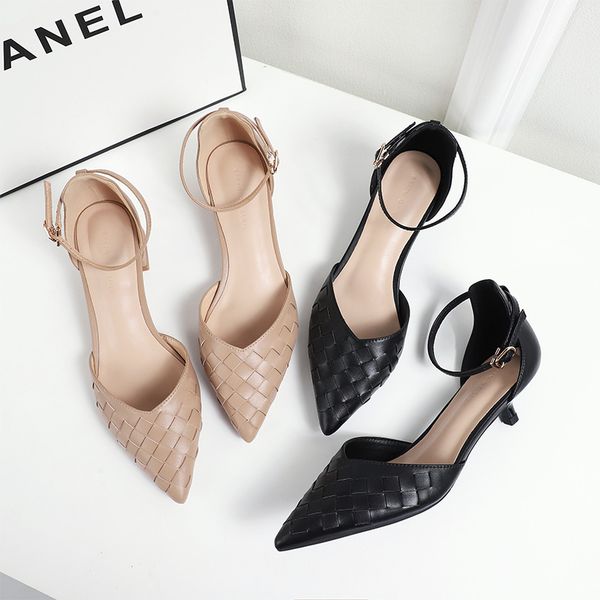 soft leather women pumps weave plait two-piece point toe solid black beige ankle strap casual sandals for women high heels
soft leather women pumps weave plait two-piece point toe solid black beige ankle strap casual sandals for women high heels
