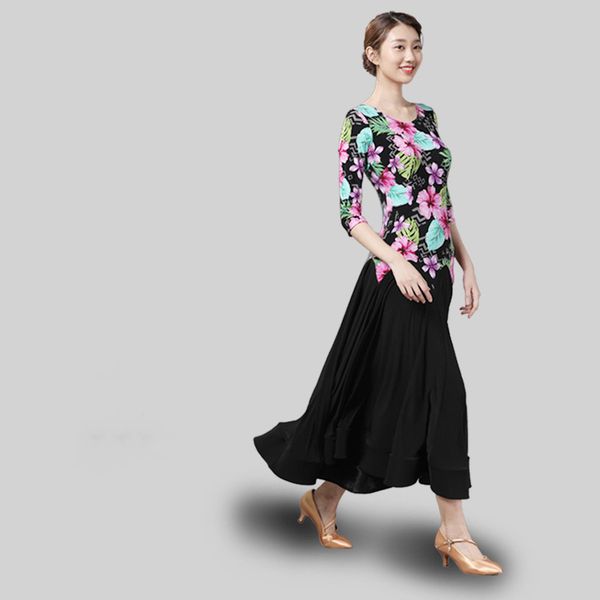ballroom dancing swing dress performance ballroom dance dress new waltz costume modern dance- lxt2001, Black;red
ballroom dancing swing dress performance ballroom dance dress new waltz costume modern dance- lxt2001, Black;red