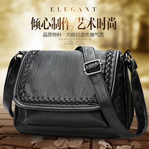 the new square sling bag women's messenger bag middle-aged package shoulder handbags
the new square sling bag women's messenger bag middle-aged package shoulder handbags