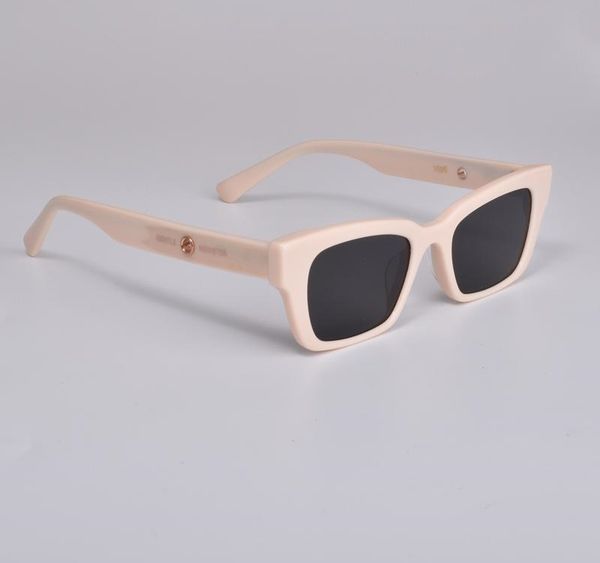 2020 suitable for small face sunglasses women gentle 1996 acetate polarized uv400 square women sunglasses for02, White;black
2020 suitable for small face sunglasses women gentle 1996 acetate polarized uv400 square women sunglasses for02, White;black