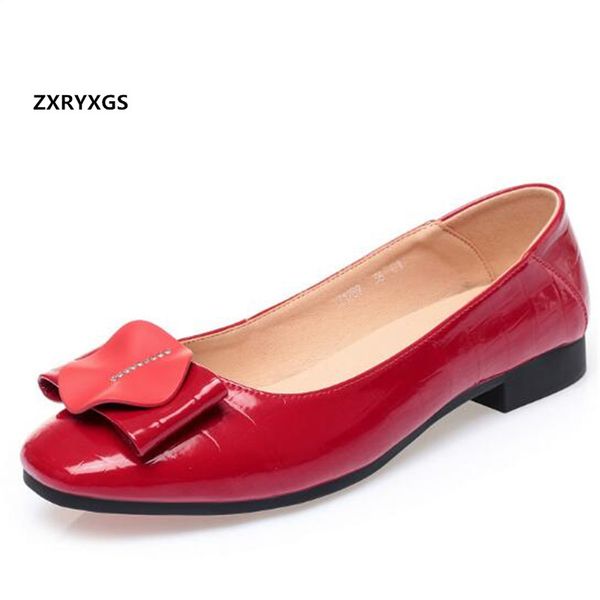 2020 autumn cowhide bow shallow mouth women's shoes thick heel soft bottom comfortable shoes fashion wedding plus size, Black
2020 autumn cowhide bow shallow mouth women's shoes thick heel soft bottom comfortable shoes fashion wedding plus size, Black