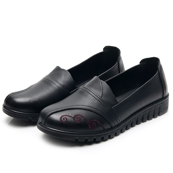 new cow genuine leather shoes woman mother soft bottom non-slip lightweight casual shoes female plus size round toe ladies, Black
new cow genuine leather shoes woman mother soft bottom non-slip lightweight casual shoes female plus size round toe ladies, Black